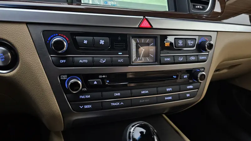 Hyundai Genesis