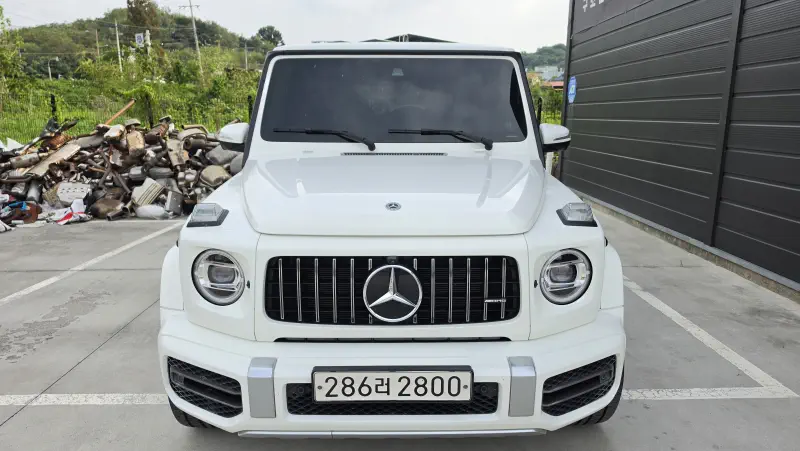 Mercedes-Benz G-Class
