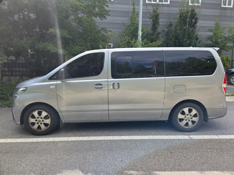 Hyundai Grand Starex