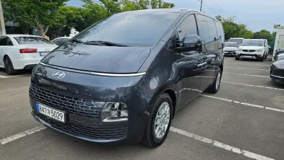 Hyundai Staria