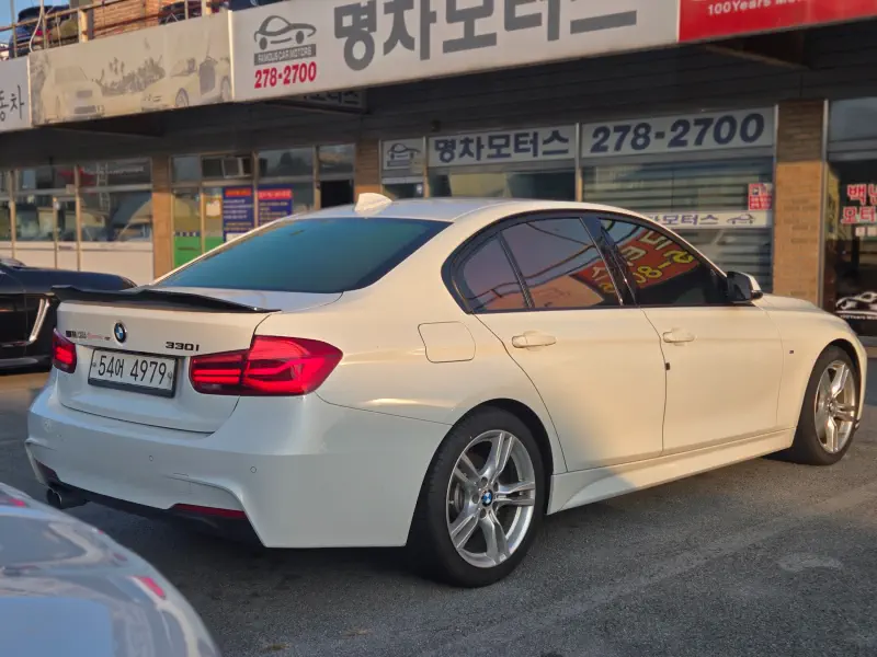 BMW 3-Series