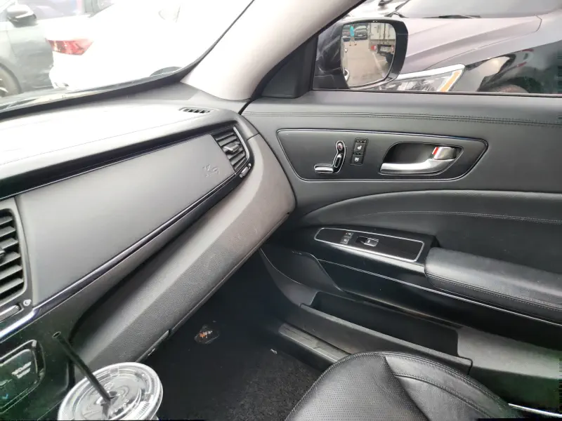 Kia K9