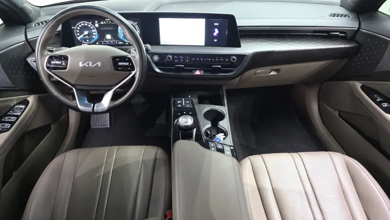 Kia K8