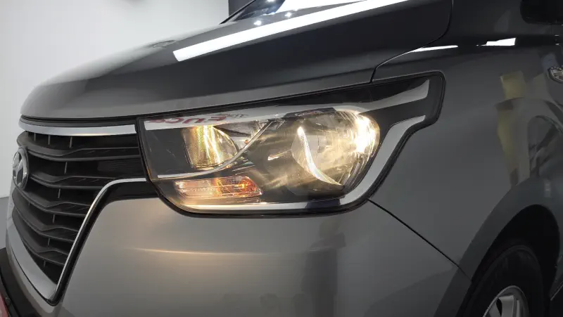 Hyundai Grand Starex