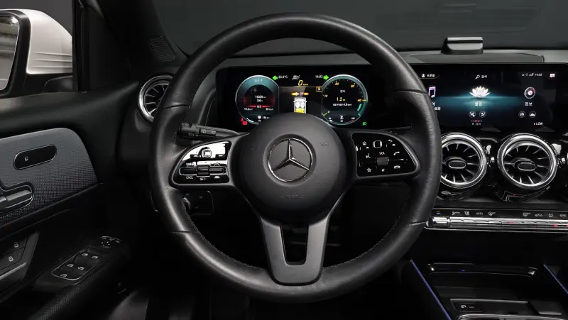 Mercedes-Benz GLB-Class