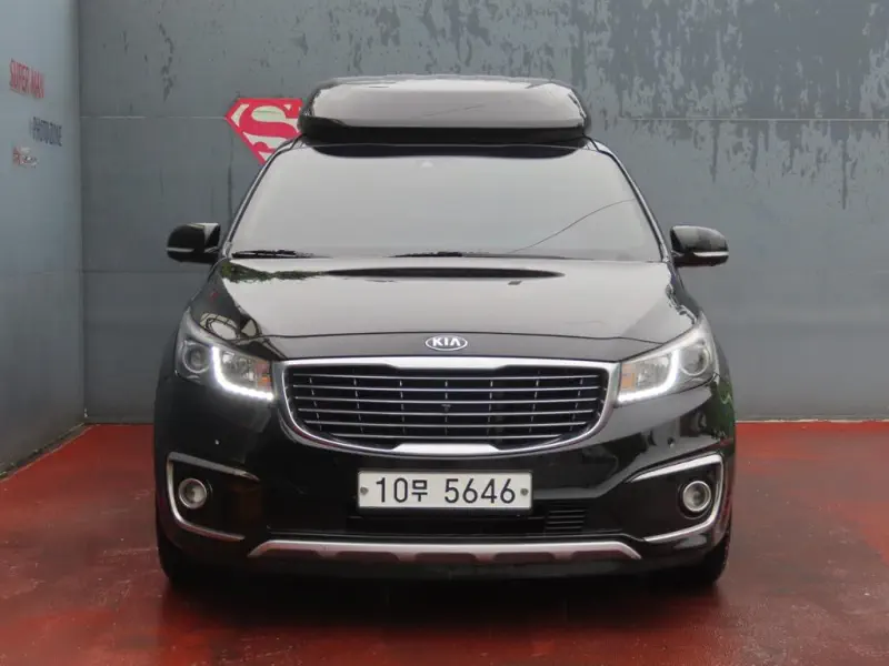 Kia Carnival