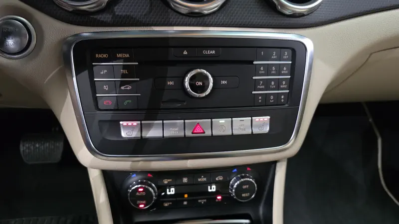 Mercedes-Benz GLA-Class