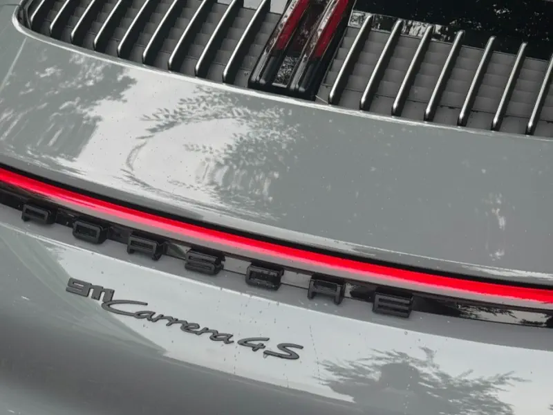 Porsche 911