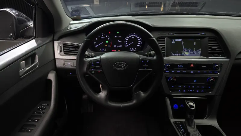 Купить Hyundai Sonata Gyeongnam из Кореи