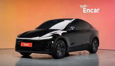 Tesla Model Y 2025, 11 369 км — купить с аукциона Кореи