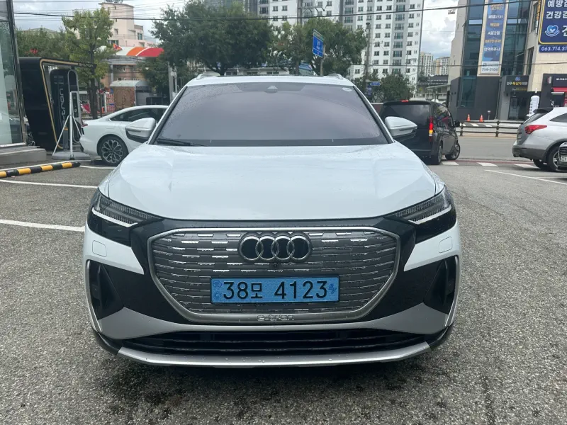 Audi Q4 e-tron