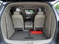 Купить Kia Carnival Gyeonggi из Кореи, превью 17