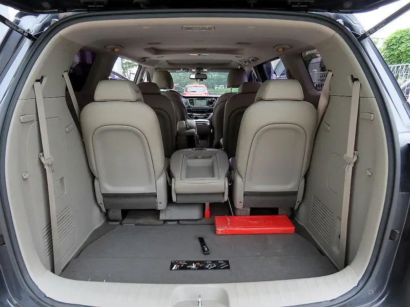Купить Kia Carnival Gyeonggi из Кореи