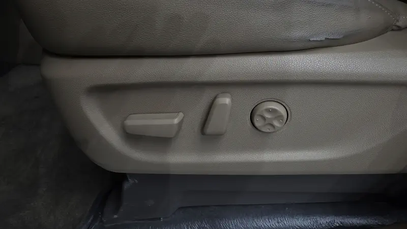 Купить Kia Carnival Gyeonggi из Кореи