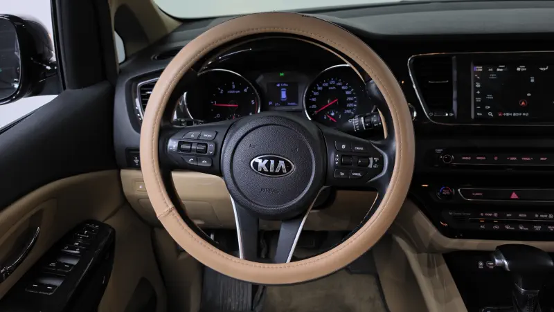 Купить Kia Carnival Gyeonggi из Кореи