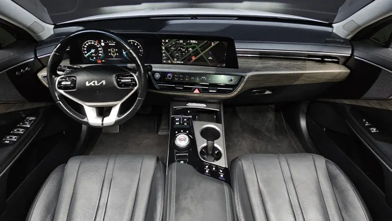 Kia K8