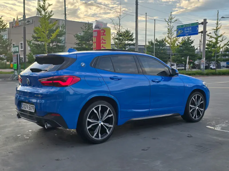 BMW X2