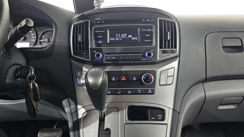 Hyundai Grand Starex