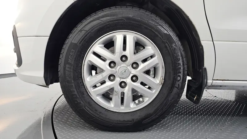 Hyundai Grand Starex
