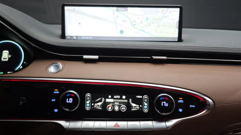 Genesis GV70