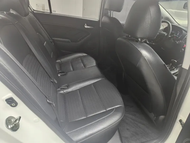 Купить Kia K3 Daegu из Кореи