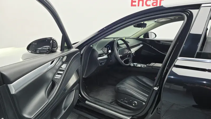 Genesis Electrified G80