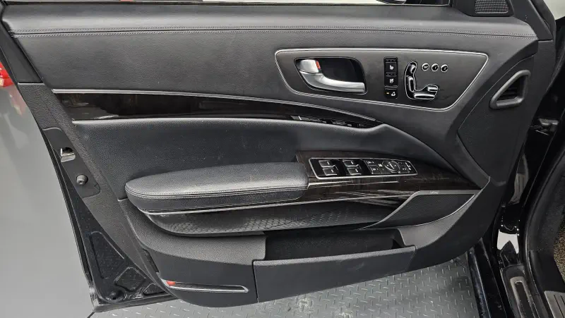Kia K9
