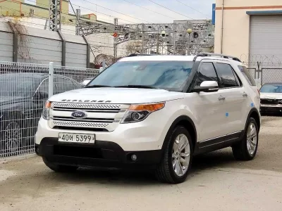 Ford EXPLORER