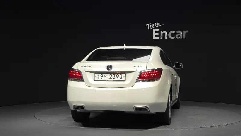Daewoo Alpheon