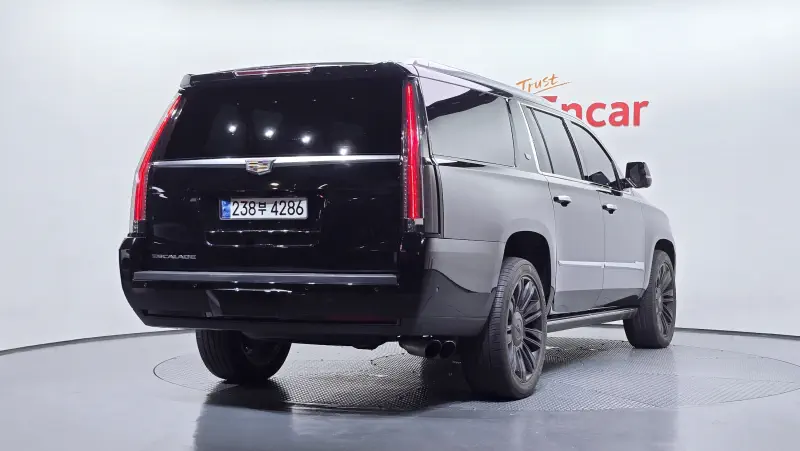 Cadillac Escalade