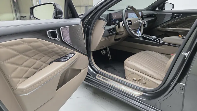 Kia K8