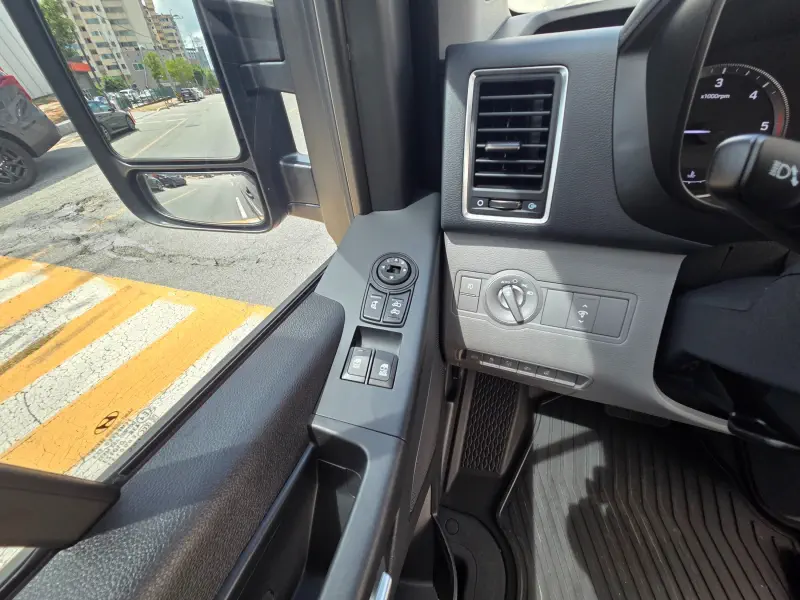 Hyundai H1