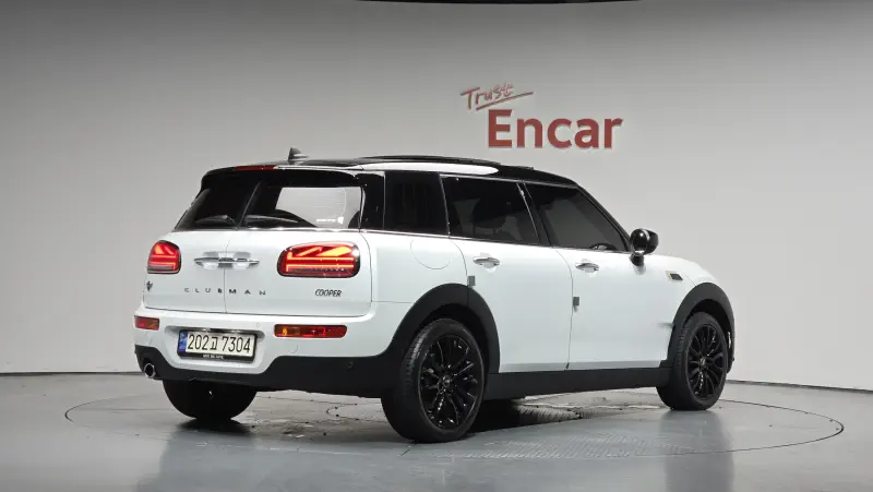 MINI Clubman