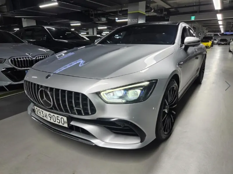 Mercedes-Benz AMG GT