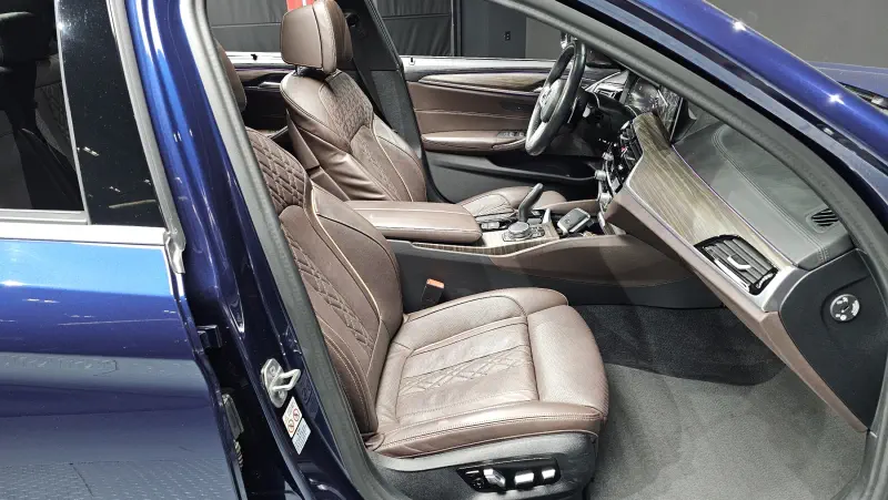 BMW 5-Series