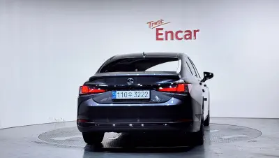 Lexus ES300h