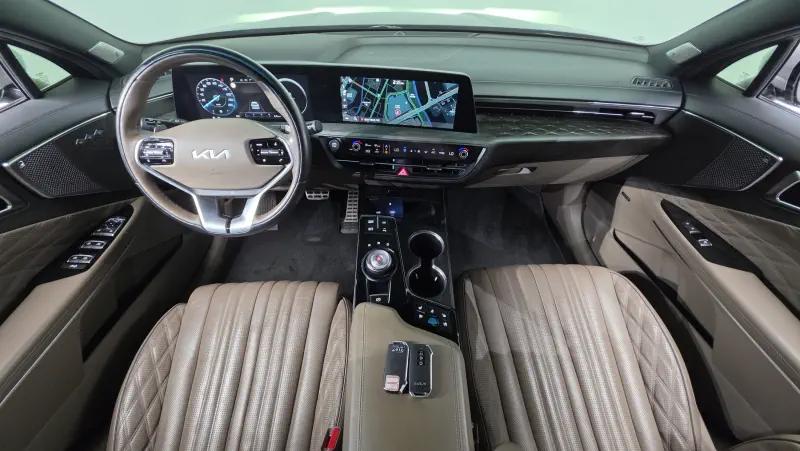 Kia K8