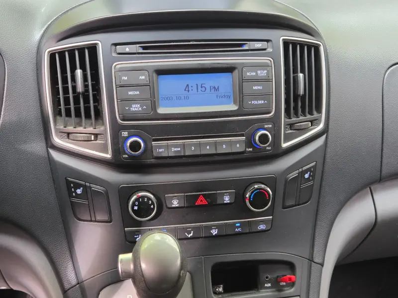 Hyundai Grand Starex