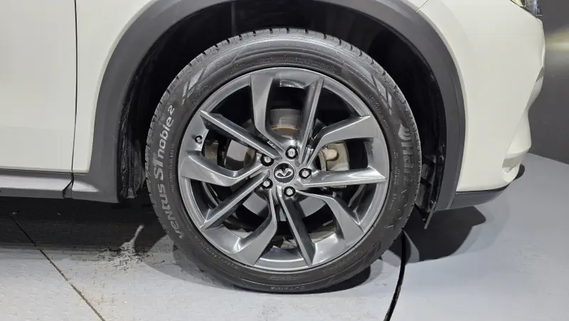 Infiniti QX50