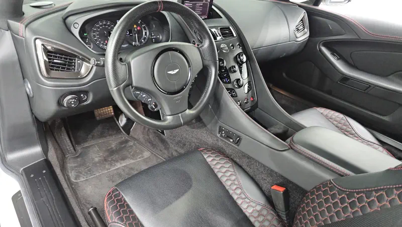 Aston Martin Vanquish