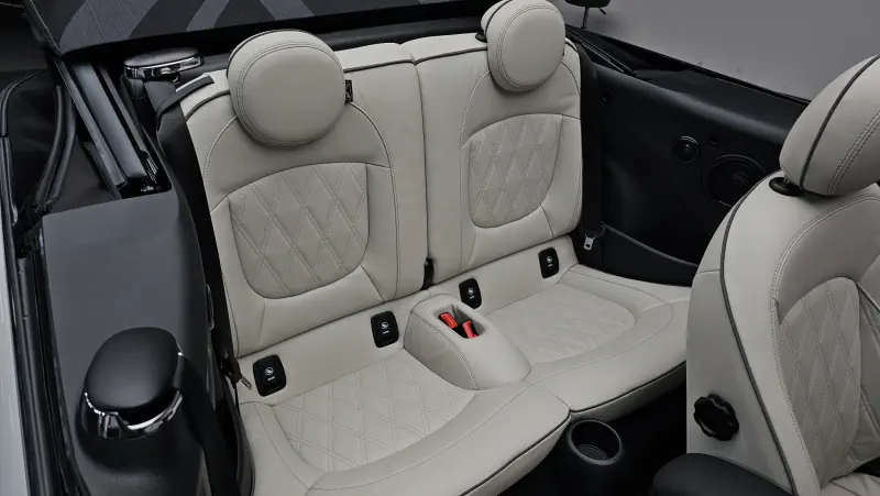 MINI Cabrio