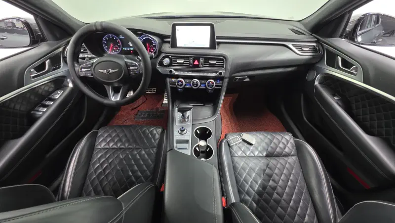 Genesis G70