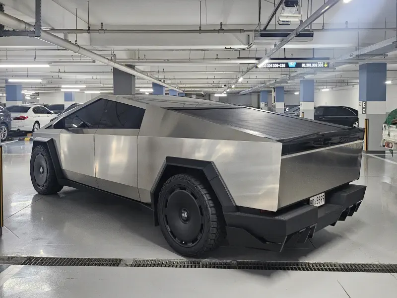 Tesla Cybertruck
