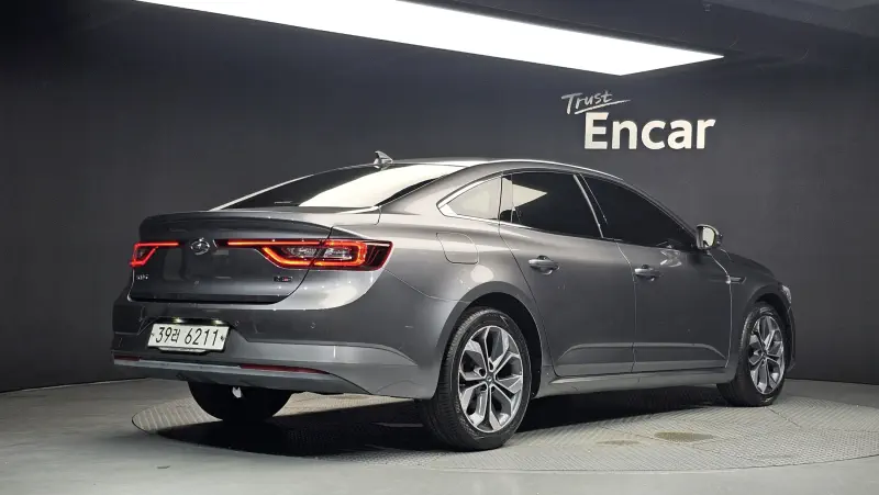 Renault Samsung SM6