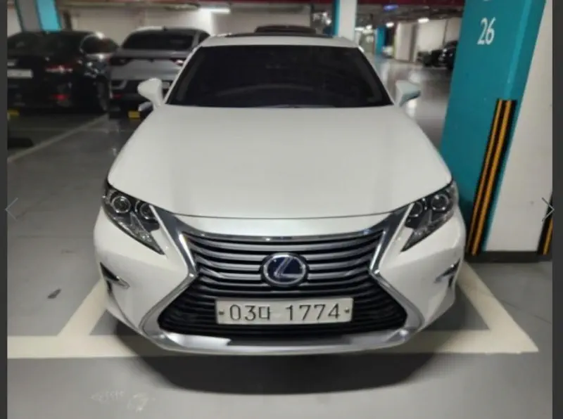 Lexus ES300h