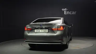 Lexus ES300h