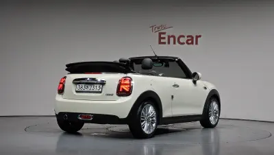 MINI Cabrio