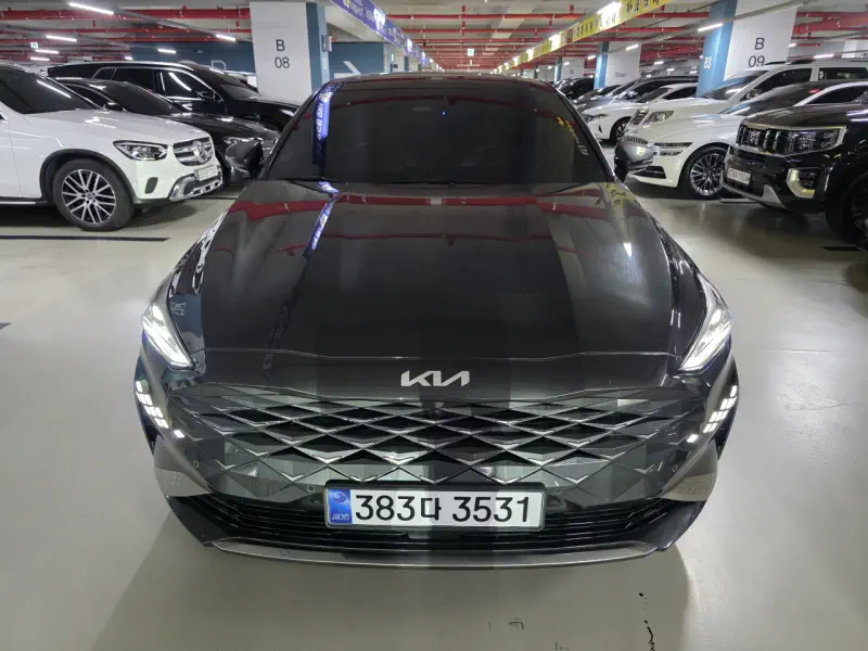 Kia K8