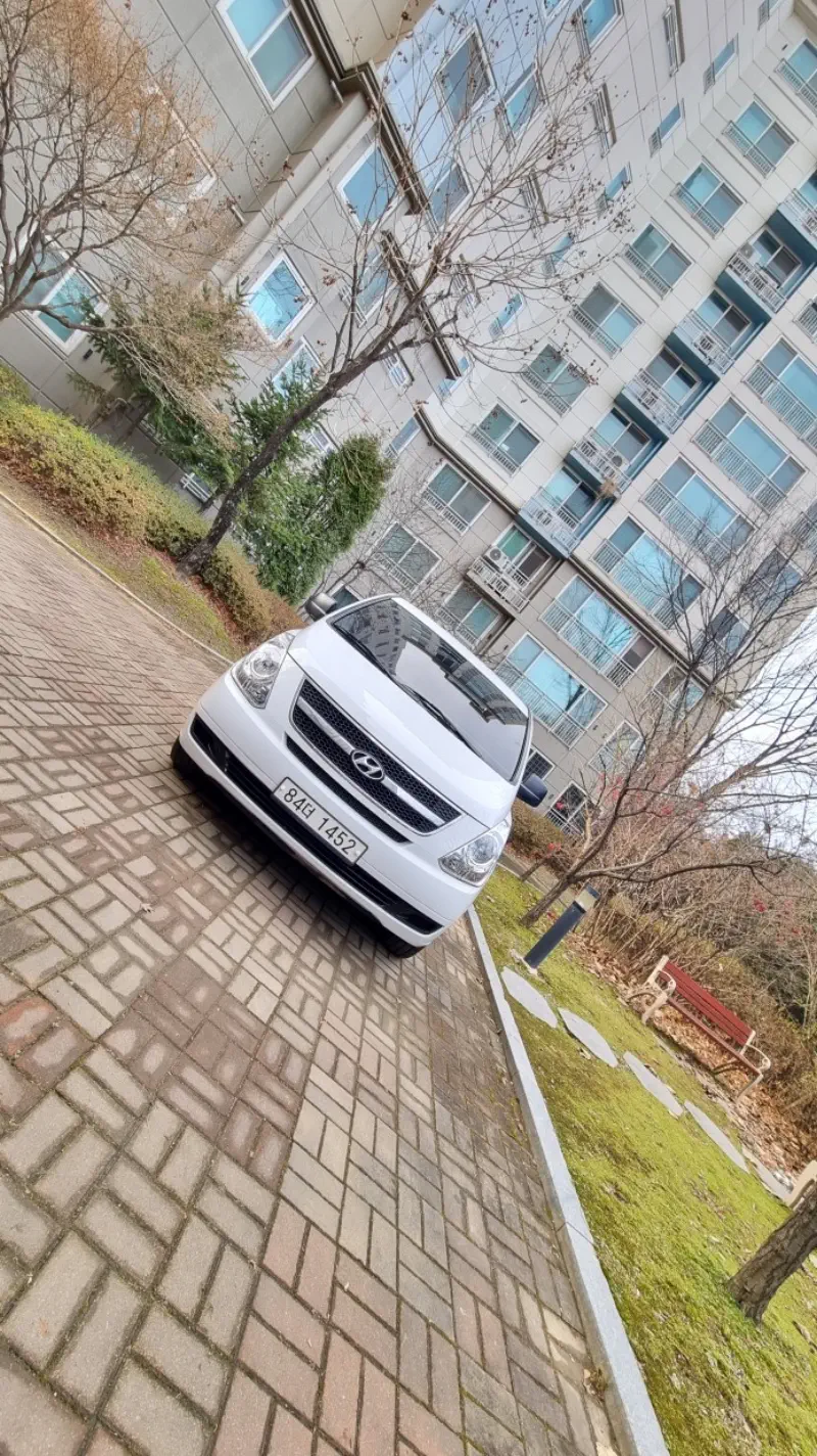 Hyundai Grand Starex