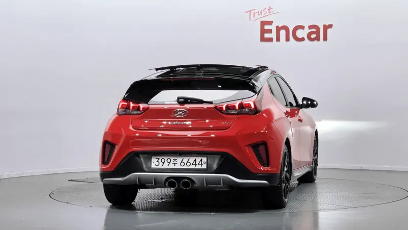 Hyundai Veloster